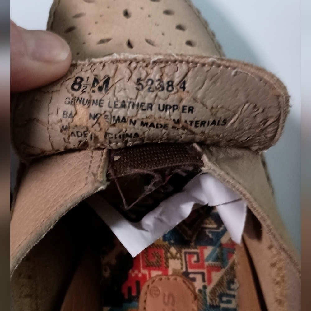 Hush Puppies Tan Leather Loafers_8.5 - Picture 10 of 10
